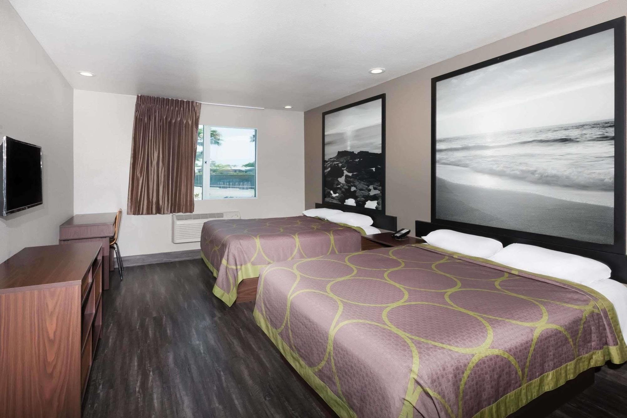 Super 8 By Wyndham San Diego/Imperial Beach Exterior photo